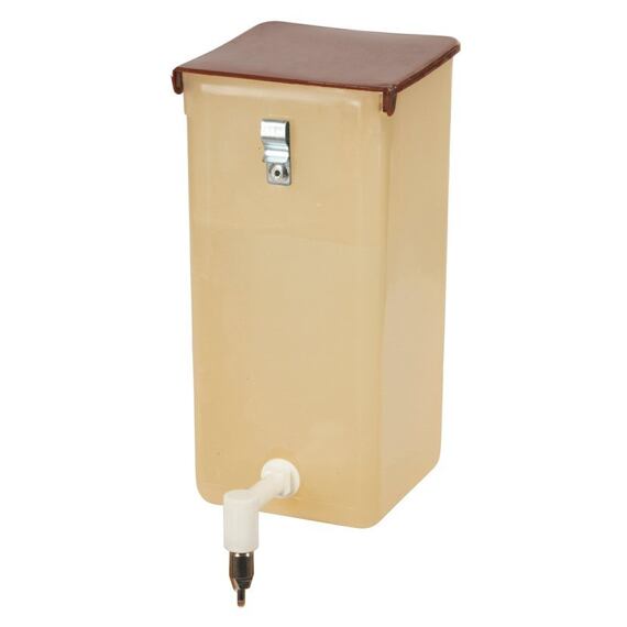 Napáječka pro králíky